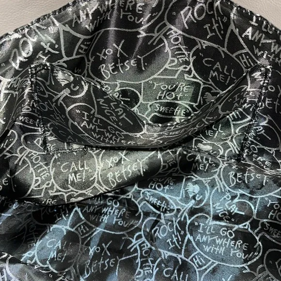 Betsey Johnson Rose Stitch Baby Diaper Bag - Picture 8 of 11